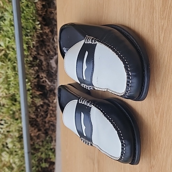 G.H. Bass & Co.Weejuns Black and White Mules Size 7 - Picture 2 of 11